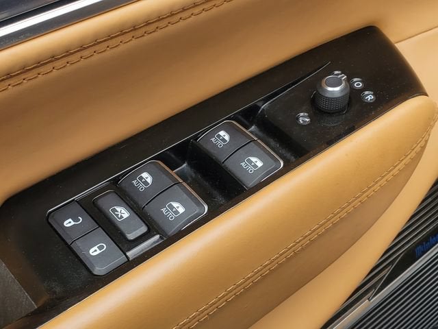 2022 Jeep Grand Wagoneer Series III