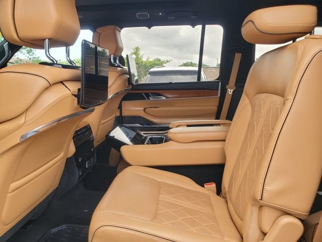 2022 Jeep Grand Wagoneer Series III