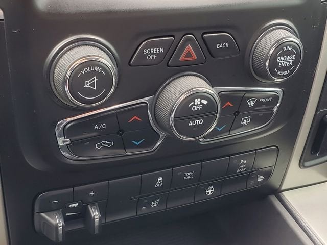2019 RAM 1500 Classic SLT