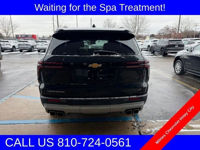 2024 Chevrolet Traverse LT