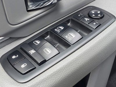 2018 RAM 1500 Big Horn Crew Cab 4x4 5'7" Box