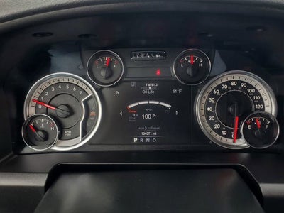2018 RAM 1500 Big Horn Crew Cab 4x4 5'7" Box