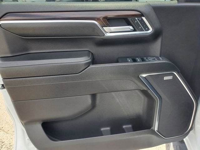 2023 GMC Sierra 1500 SLT - Photo 12