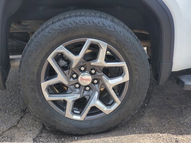 2023 GMC Sierra 1500 SLT - Photo 6