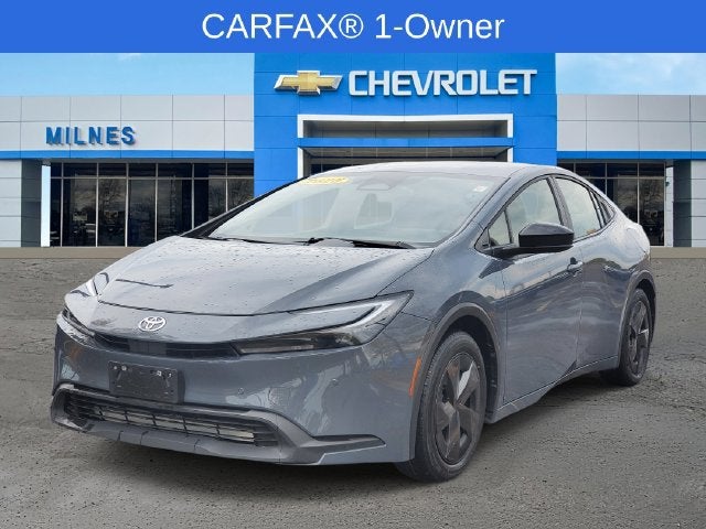 2025 Toyota Prius LE